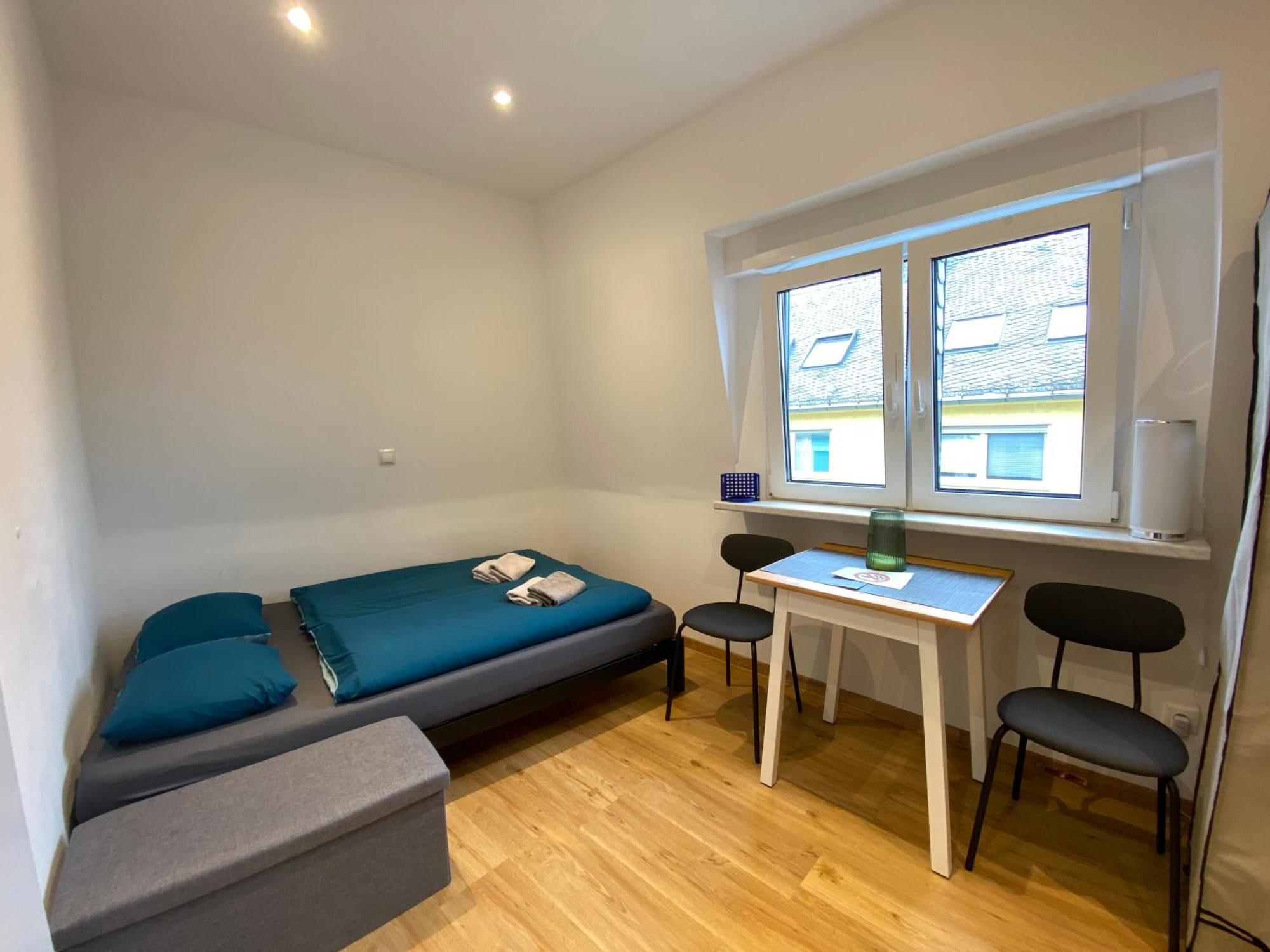 Koblenz - Eigenes Bad,kueche - Wifi - Parkplatz - 2 Og Apartment *